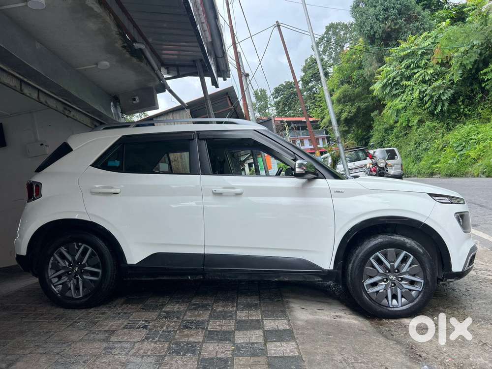 Hyundai Venue 1.0 Sx (o) Turbo Imt, 2021, Petrol