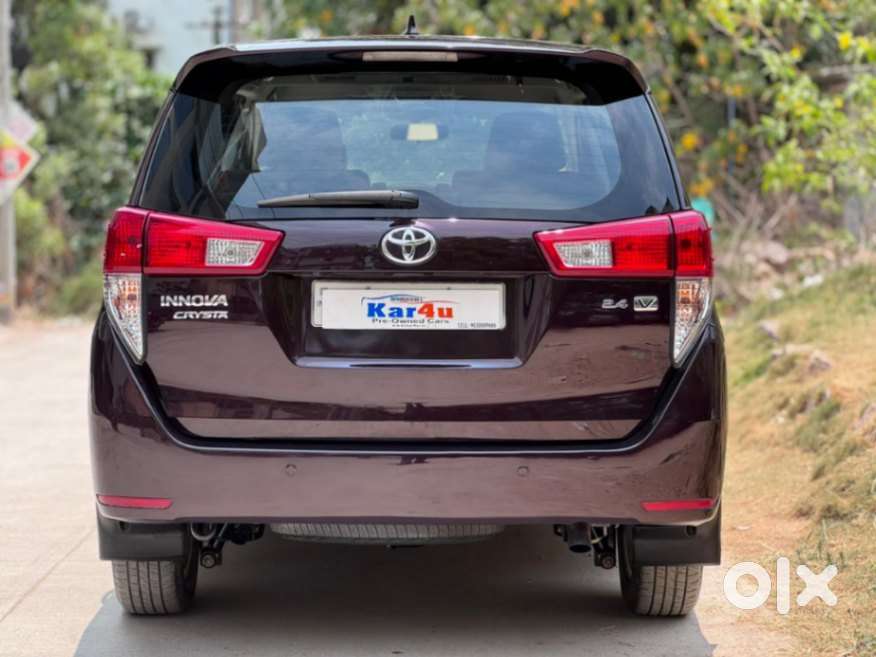 Toyota Innova Crysta 2.4 V 7 Str, 2017, Diesel