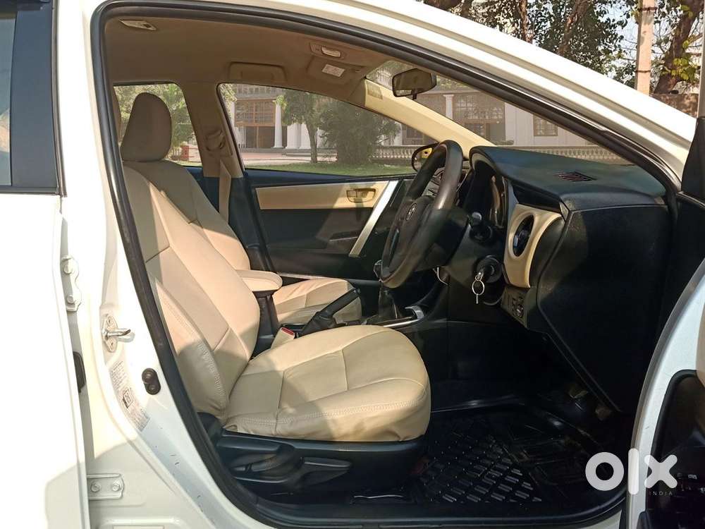 Toyota Corolla Altis 1.8 J, 2018, Petrol