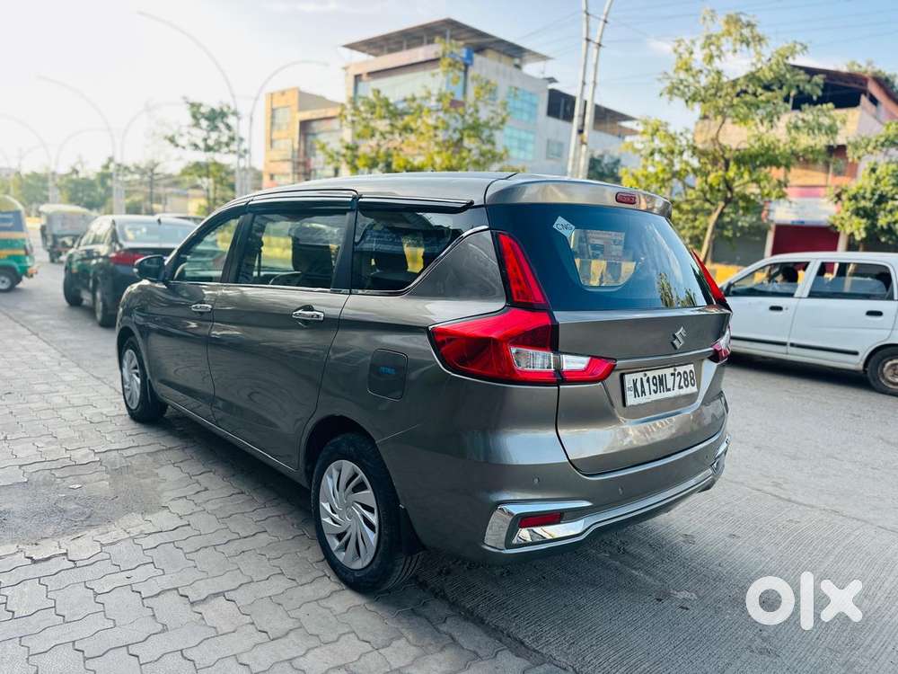 Maruti Suzuki Ertiga 1.5 Vxi, 2021