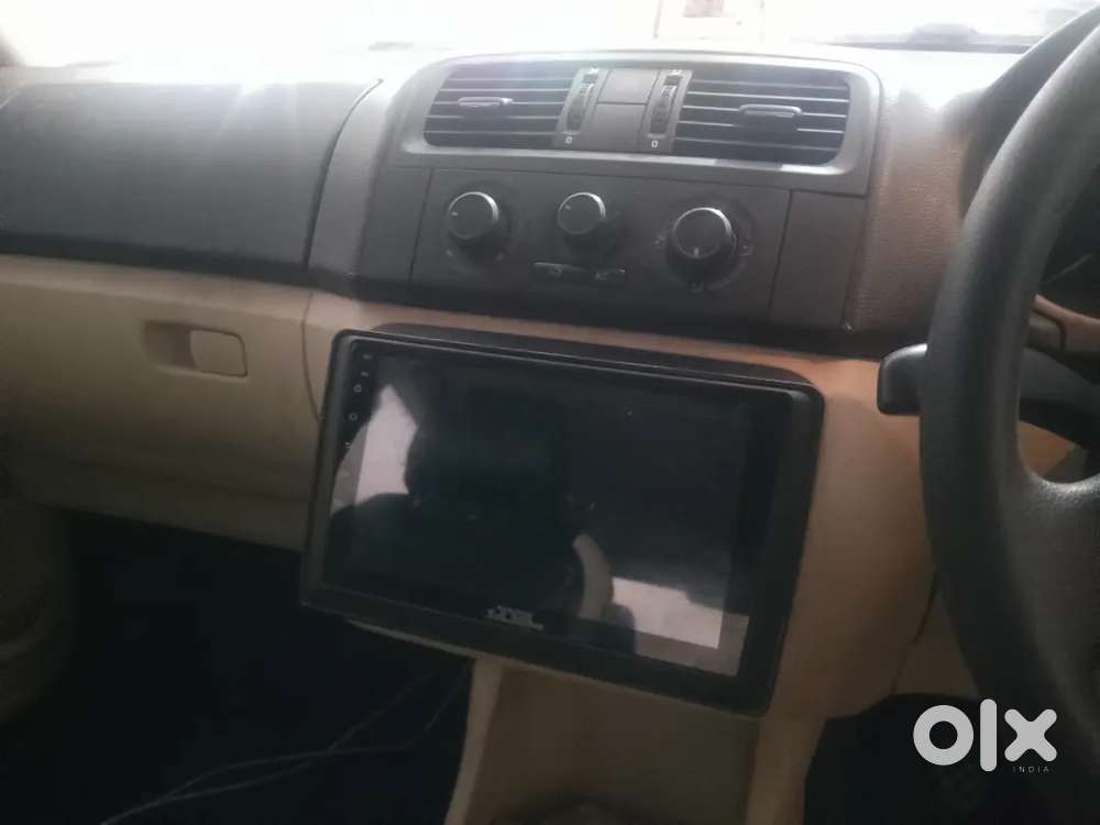 Skoda Fabia 2010 Petrol 70000 Km Driven