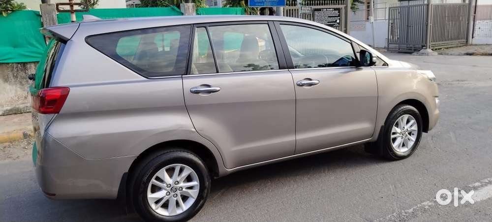 Toyota Innova Crysta