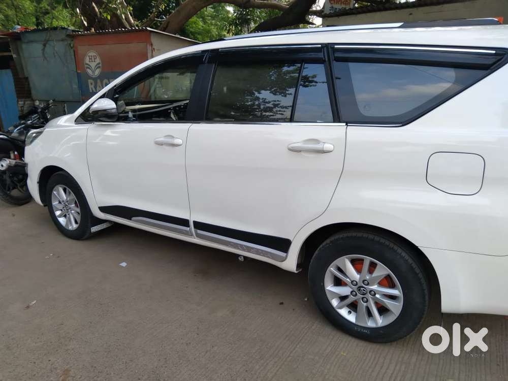 Toyota Innova Crysta 2.4 G Mt 8s, 2018, Diesel