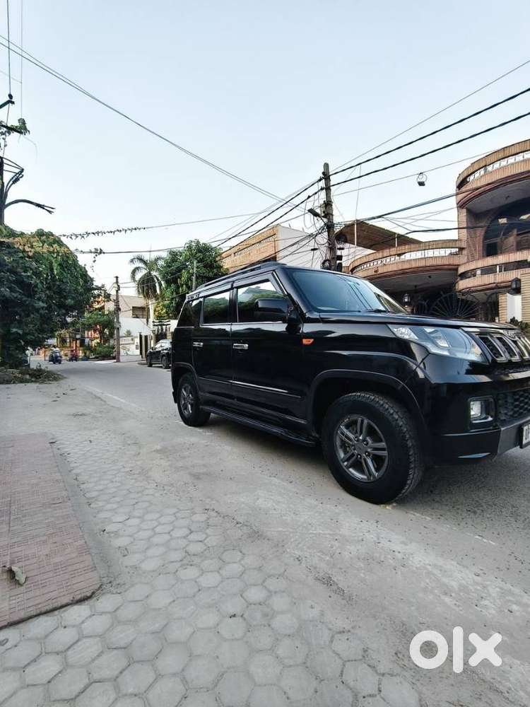 Mahindra Tuv 300 T10 Opt, 2019, Diesel