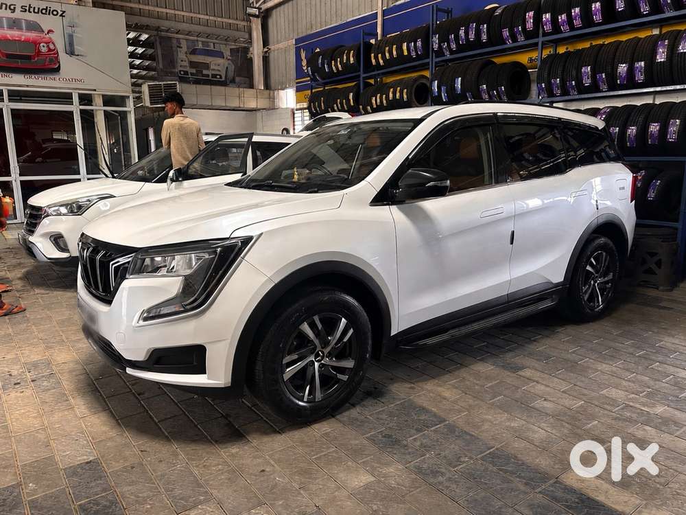 Mahindra Xuv700 2025 Petrol 14000 Km Driven
