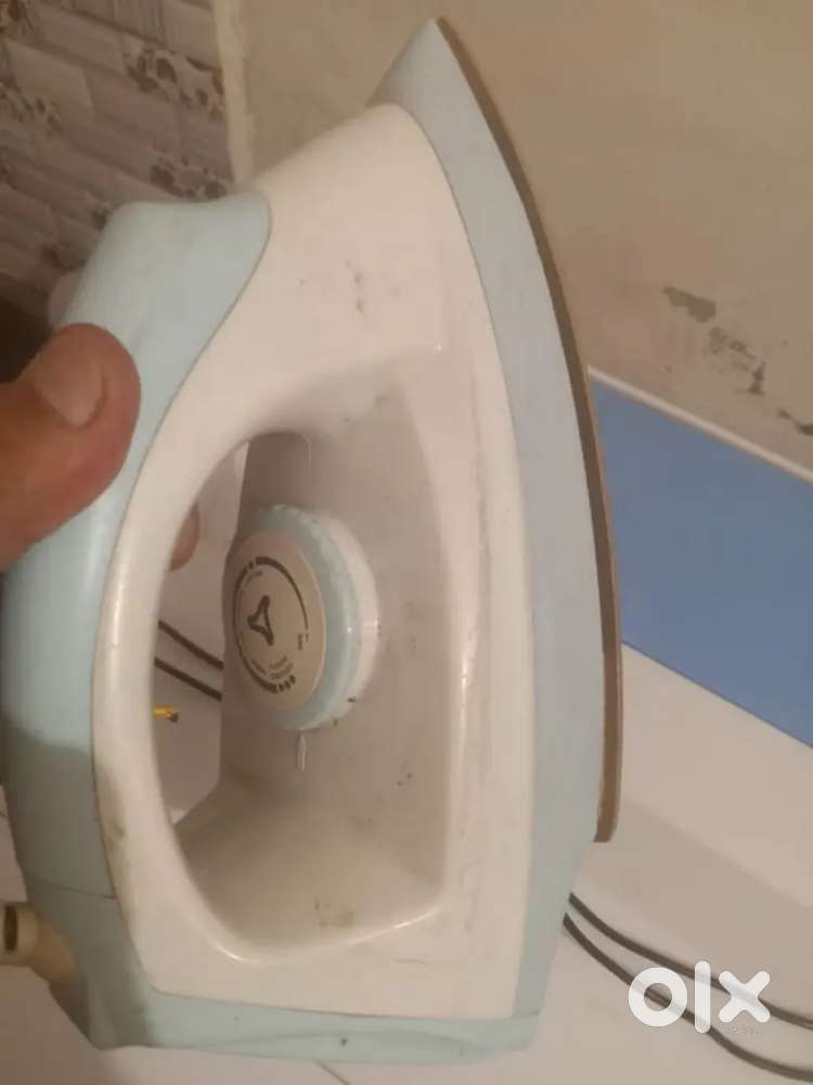 Syska 1000 watt electric iron in good condition