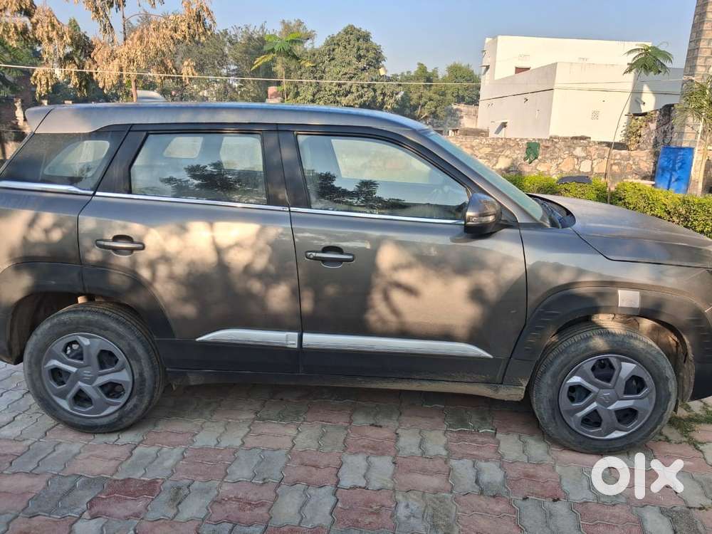 Maruti Suzuki Brezza 1.5 Lxi Smart Hybrid, 2024, Petrol