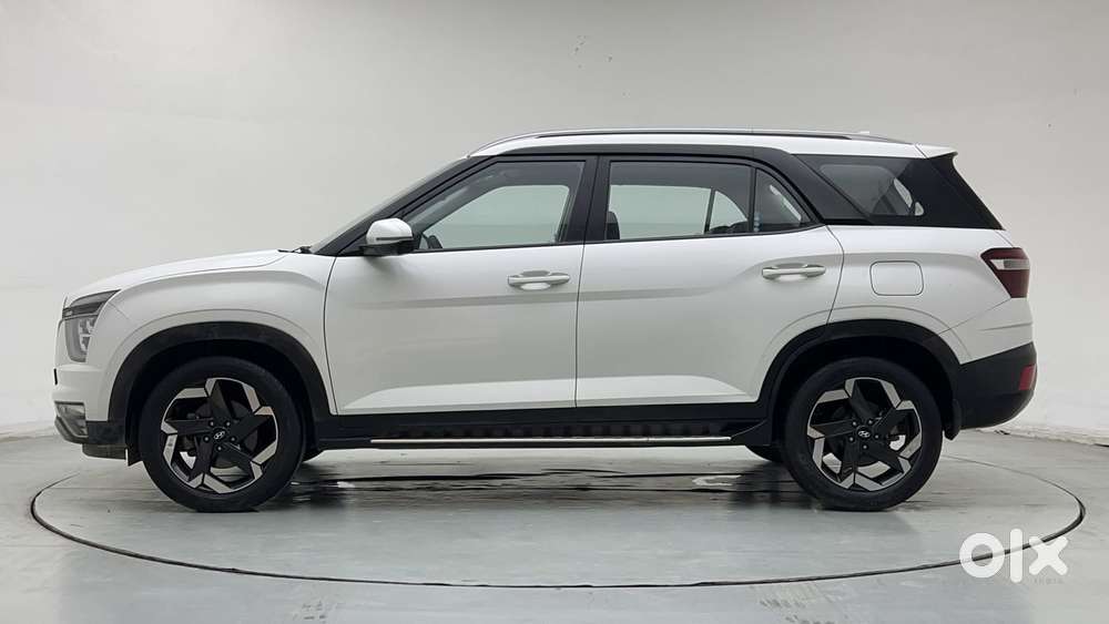 Hyundai Alcazar Signature (o) 6 Str 1.5 Petrol Dct, 2023, Petrol