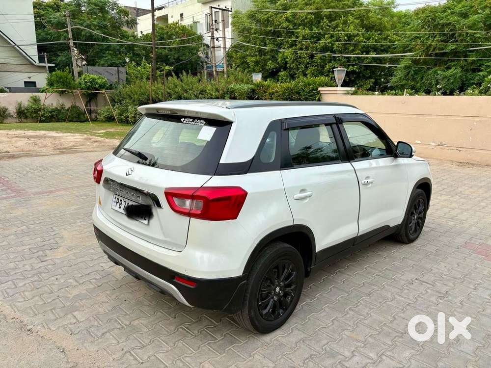 Maruti Suzuki Brezza 1.5 Zxi Smart Hybrid, 2021, Petrol