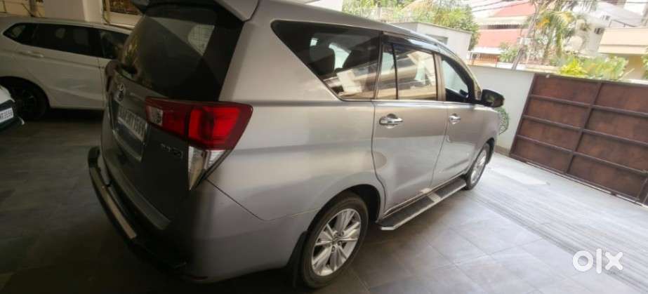 Toyota Innova Crysta 2.8 Z, 2016, Diesel