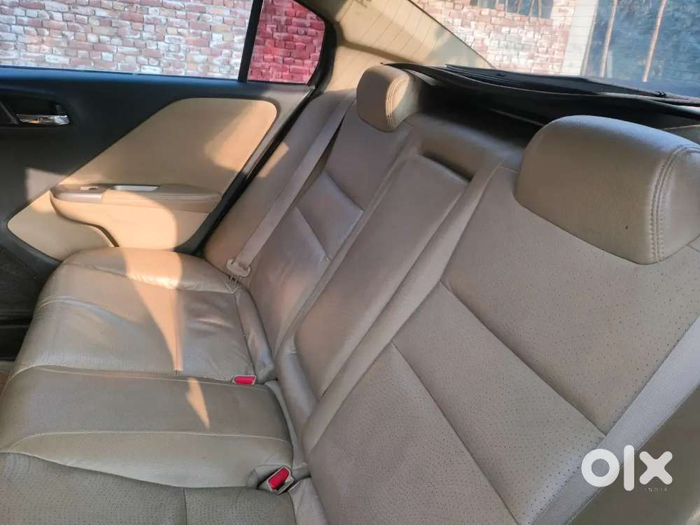 Honda City 2015 Cng & Hybrids 122000 Km Driven