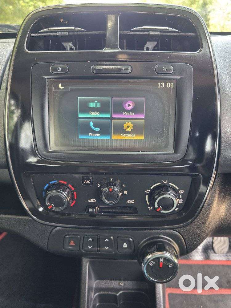Renault Kwid 1.0 Rxt (o) Easy-r, 2019, Petrol
