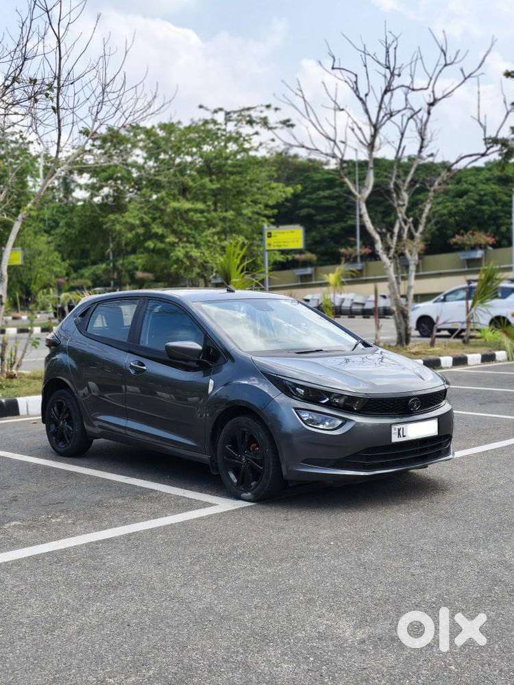 Tata Altroz Xz, 2022, Petrol