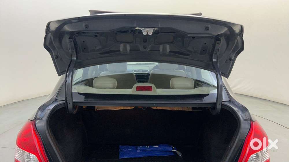 Maruti Suzuki Swift Dzire 1.2 Zxi, 2016, Petrol