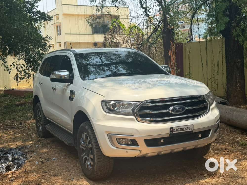 Ford Endeavour Diesel 2019 , Showroom Maintained , Brand New Tyres