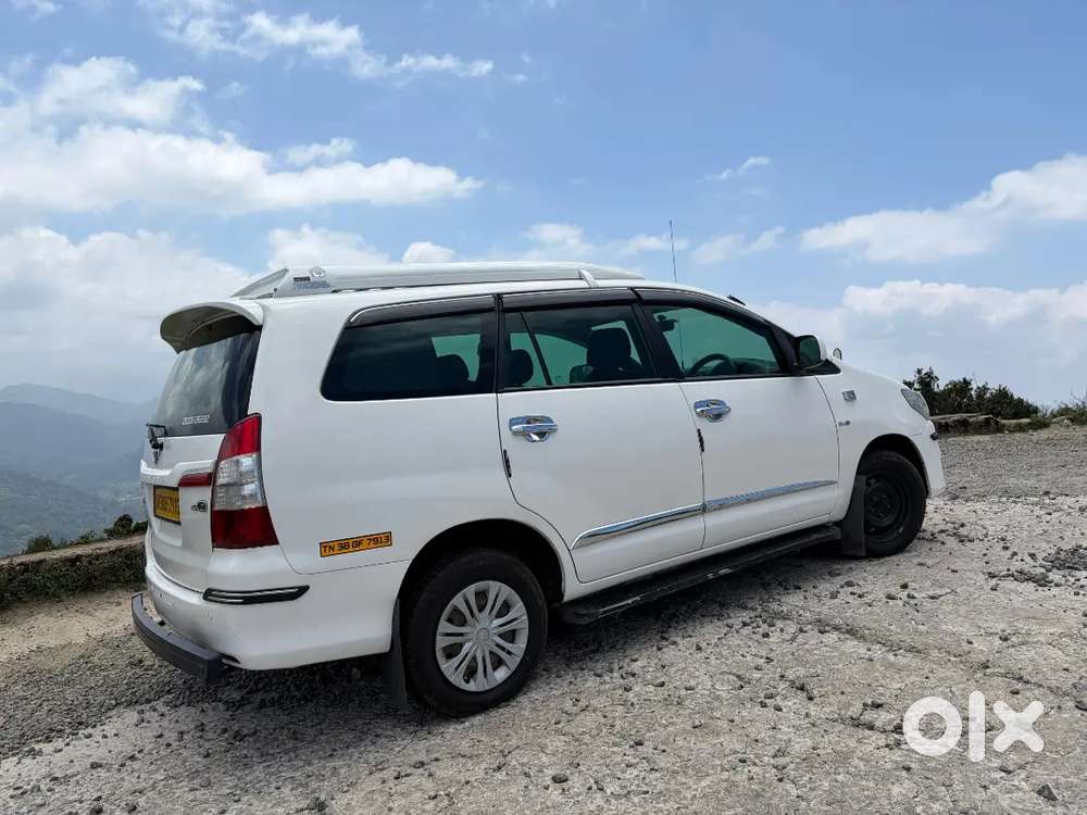 Toyota Innova Diesel 2011 4th