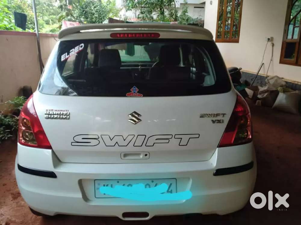 Show Room Condition Swift Vxi  2010 In Chalakudy Good Conditinn Vxi