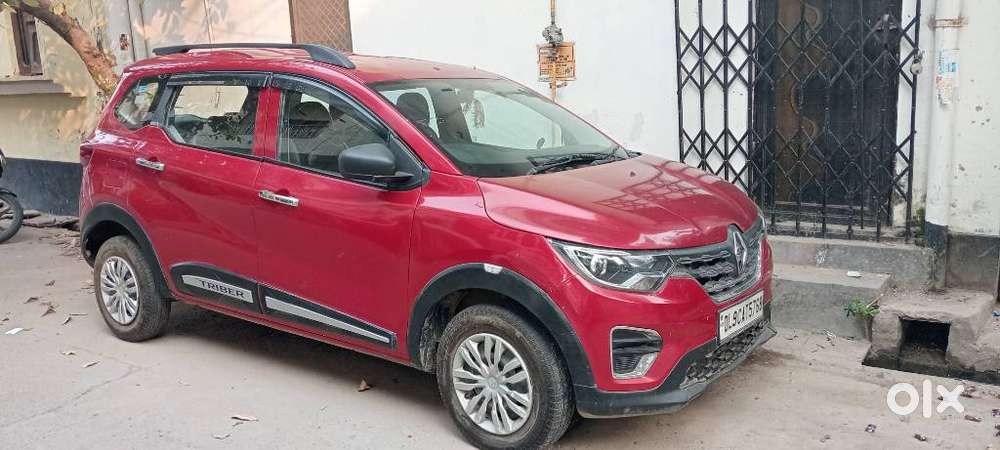 Renault Triber 1.0 Rxe, 2020, Petrol