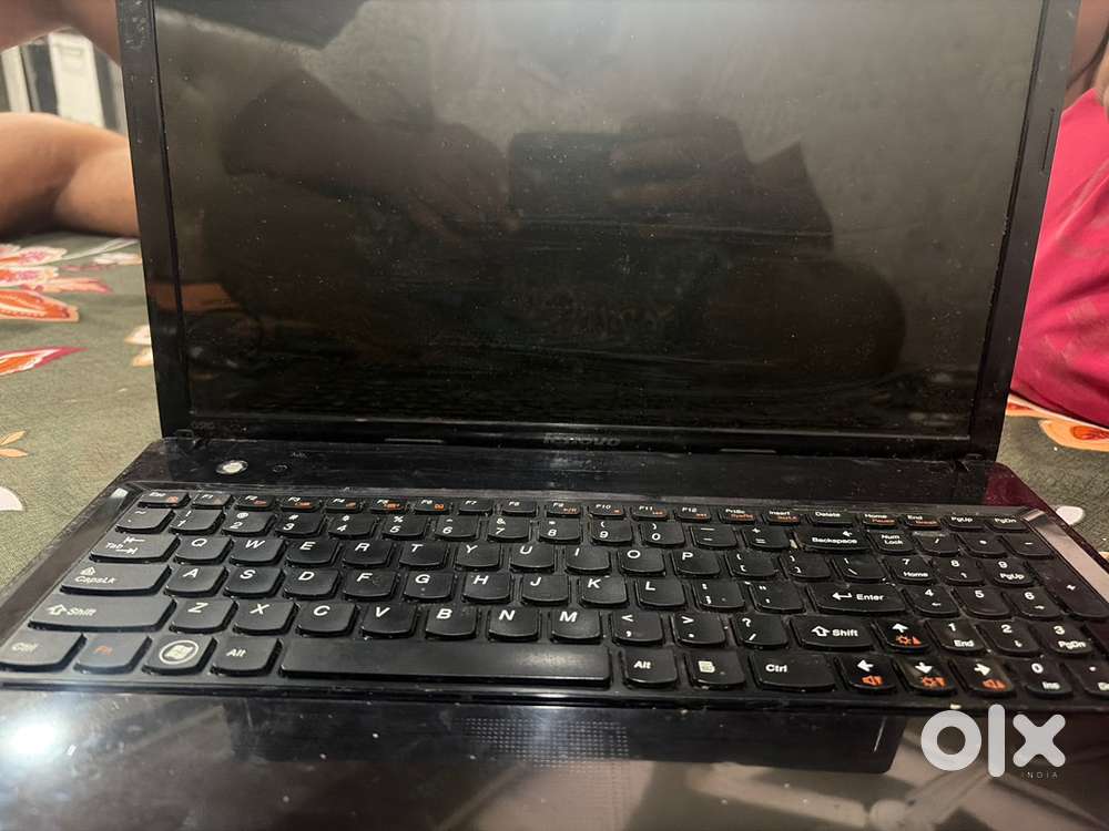 Its a lenevo leptop , but display not working