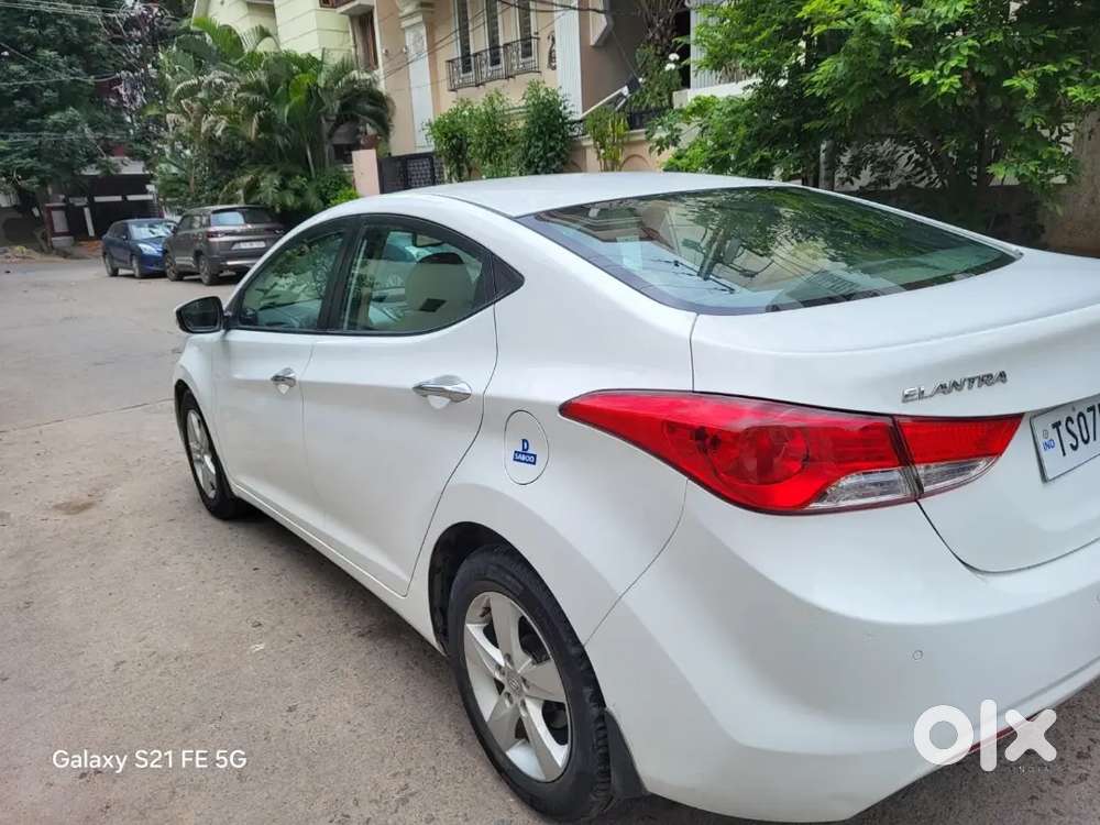 Only 50,000 Kms Hyundai Elantra Sx Diesel Crdi 2015