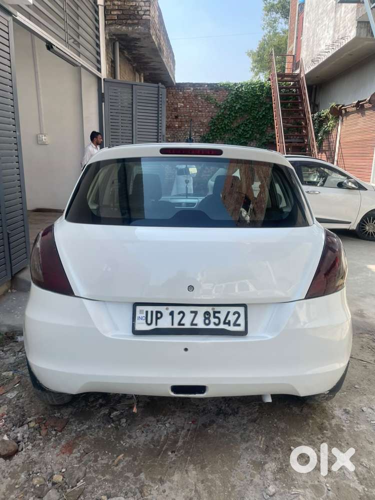 Maruti Suzuki Swift Vxi Optional, 2012, Petrol