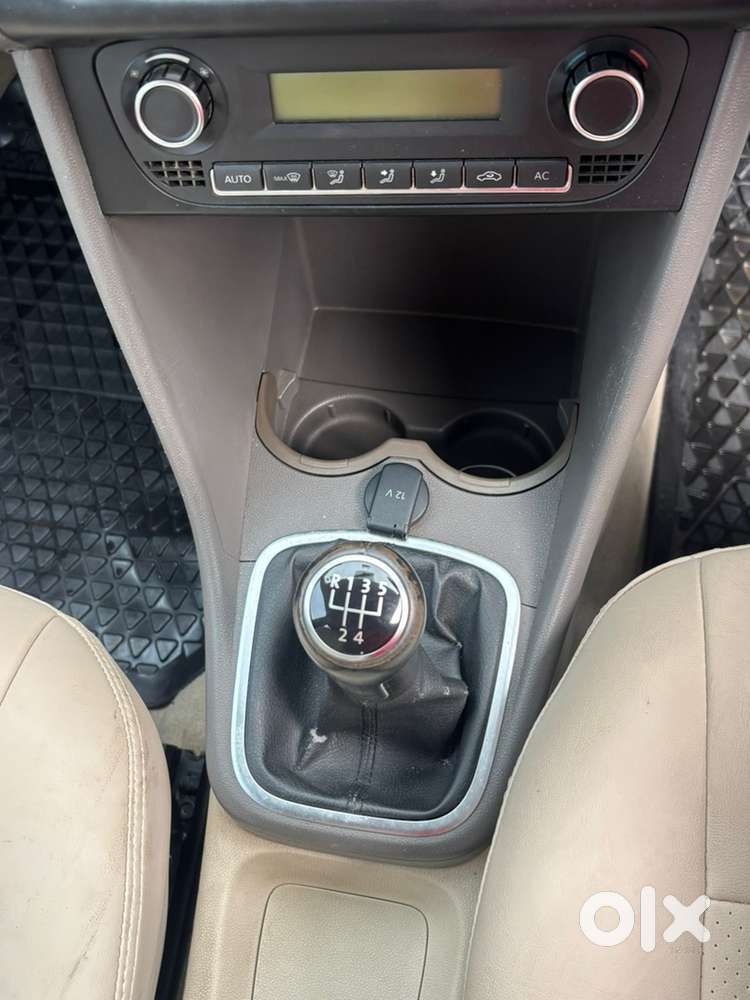 Volkswagen Vento Petrol 2012