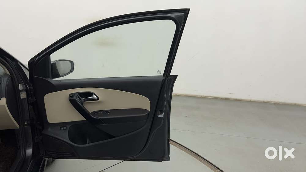 Skoda Rapid 1.6 Mpi At Style, 2017, Petrol