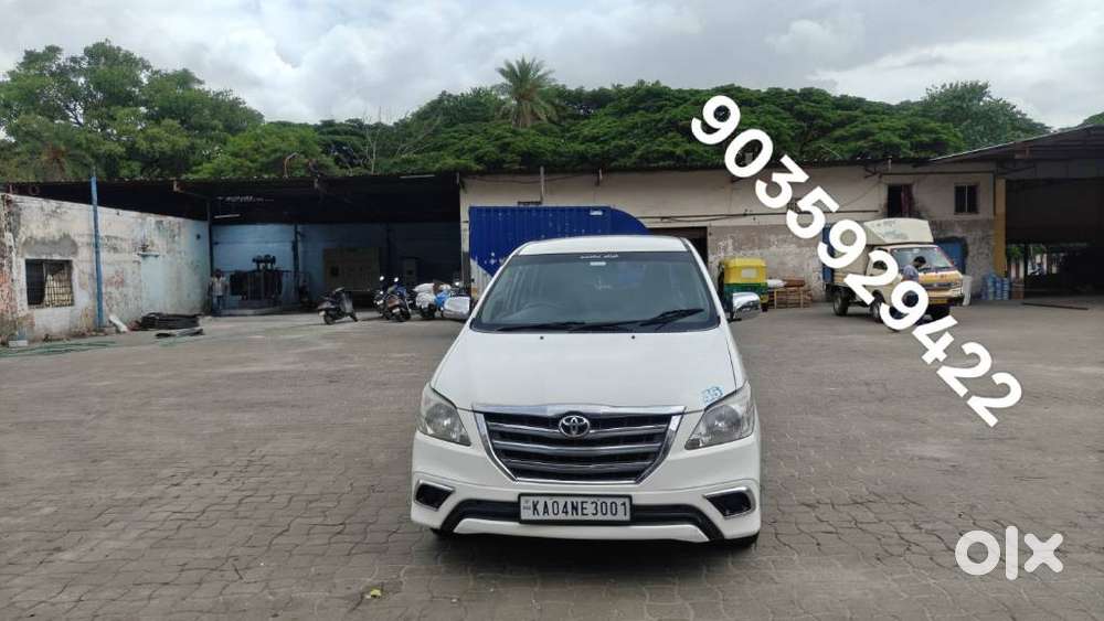 Toyota Innova 2.5 Gx 8 Str Bs-iii, 2015