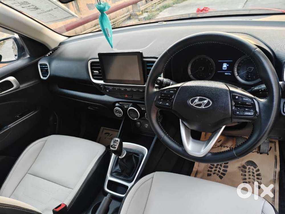 Hyundai Venue 1.0 Sx Turbo Imt, 2021, Petrol