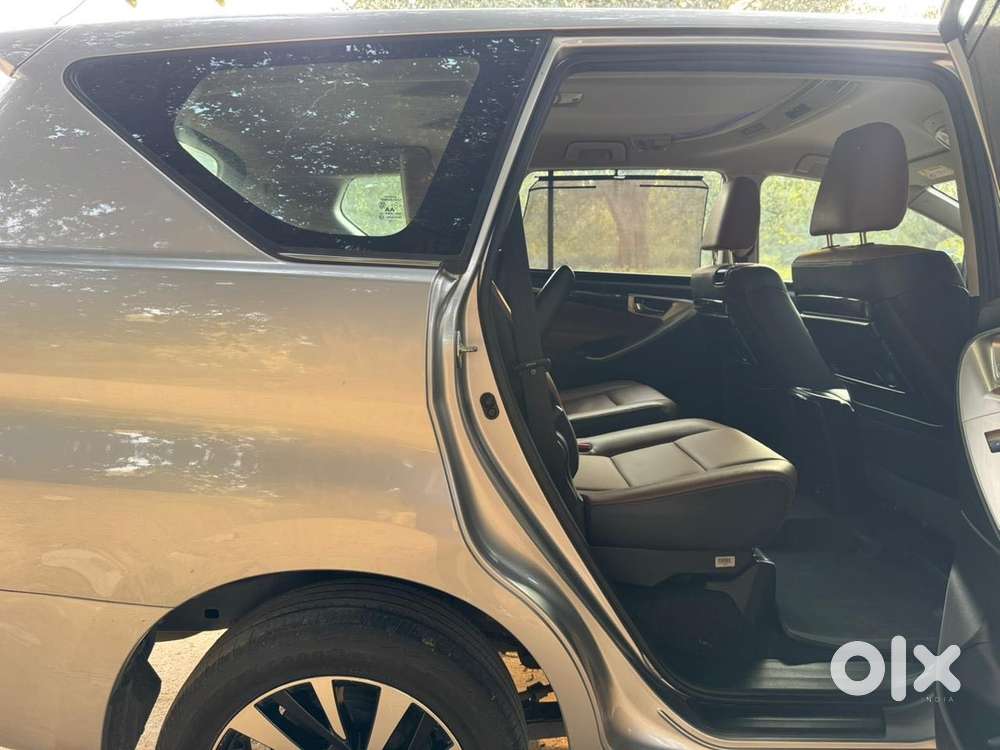 Toyota Innova Crysta [2020-ongoing] 2.4 Zx At 7 Str, 2022, Diesel