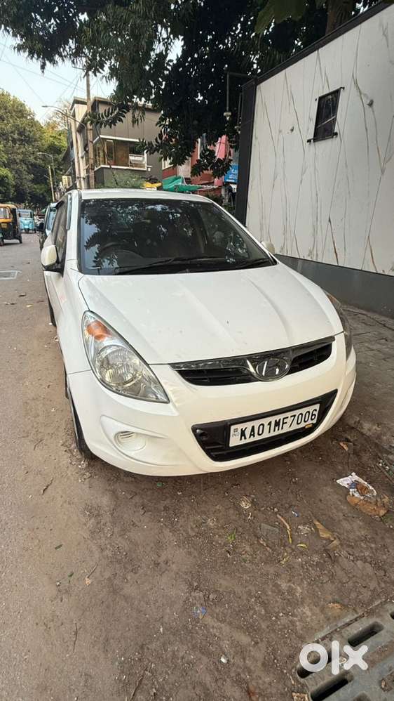 Hyundai I20 Petrol Manual 2010