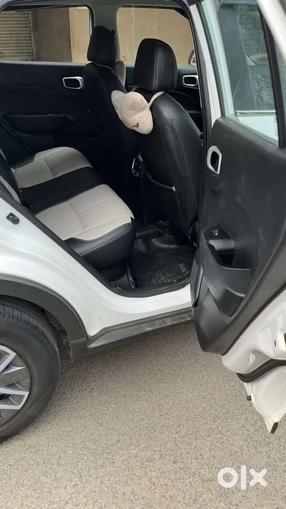Hyundai Venue [2022-ongoing] 1.5 Crdi Sx, 2022, Diesel