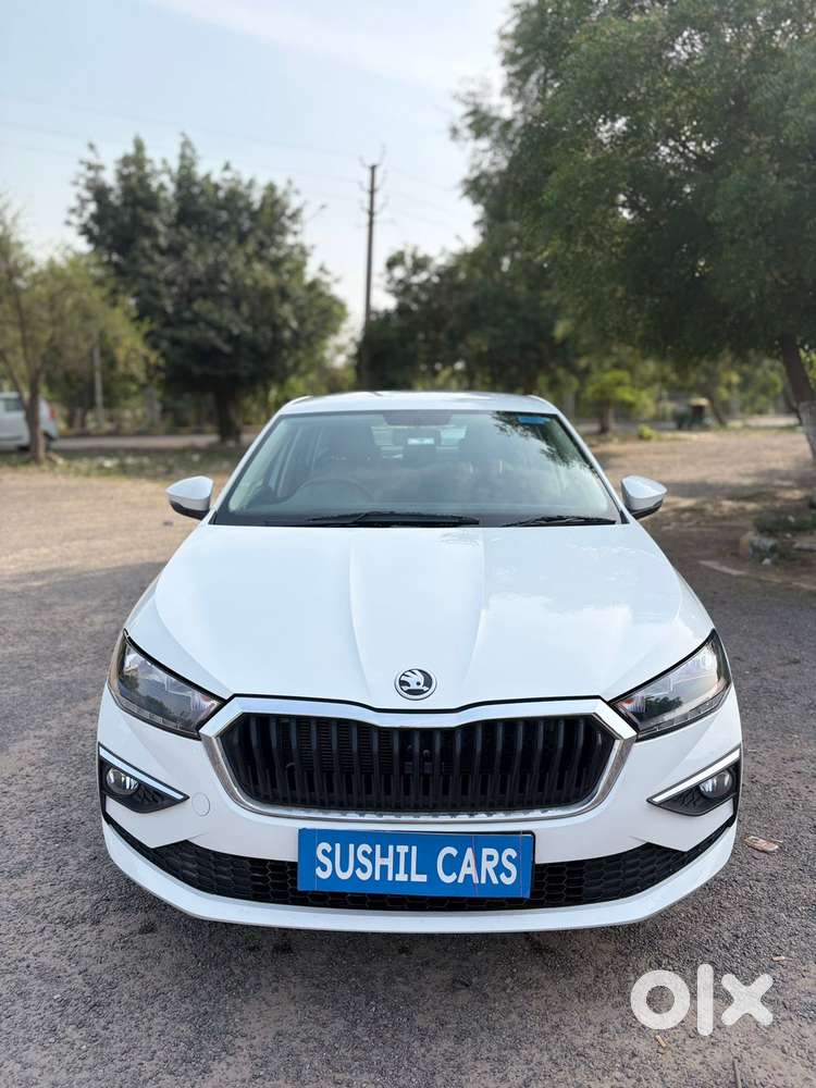 Skoda Slavia 1.0 Ambition Tsi, 2024, Petrol