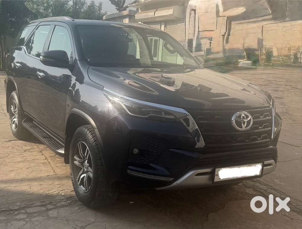 Toyota Fortuner, 30500 Km, Well Maintainer