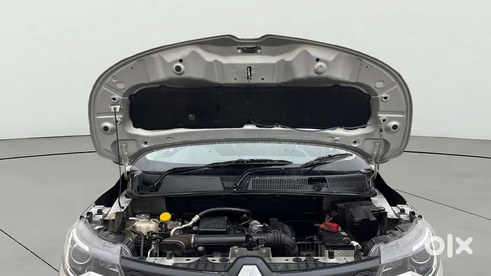 Renault Triber Rxl, 2022, Petrol