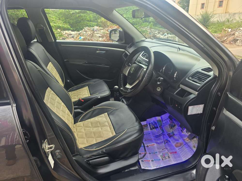Maruti Suzuki Swift Vxi + Manual, 2017, Petrol