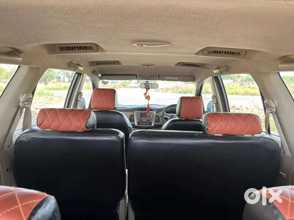 Innova First Owner V Top Model