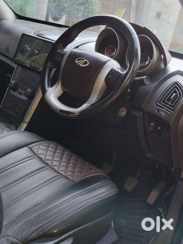 Mahindra Xuv500 W8 Dual Tone, 2013, Diesel