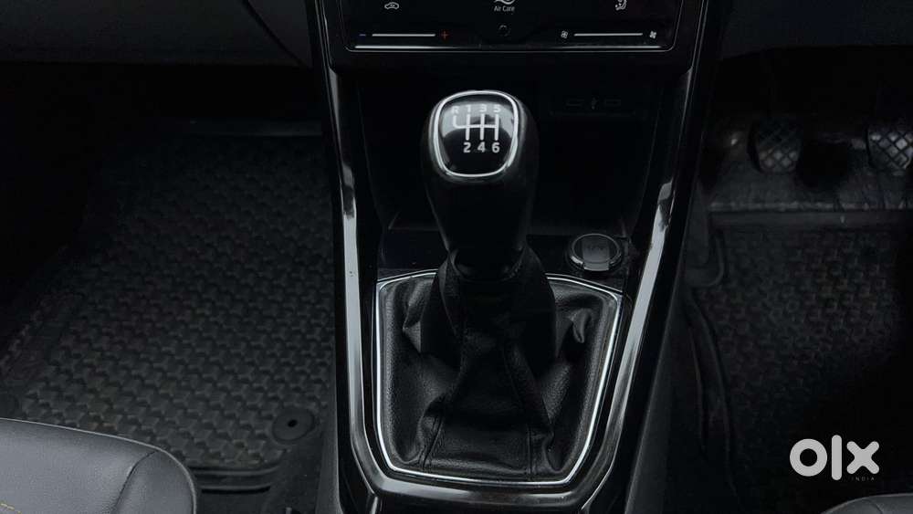 Skoda Kushaq Style 1.5l Tsi Mt, 2022, Petrol