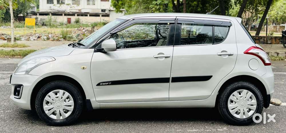 Maruti Suzuki Swift 1.2 Lxi (o), 2017, Petrol