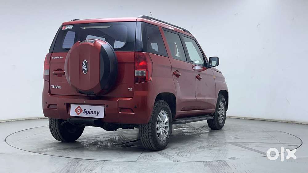 Mahindra Tuv 300 Mhawk100 T8 Dual Tone, 2016, Diesel