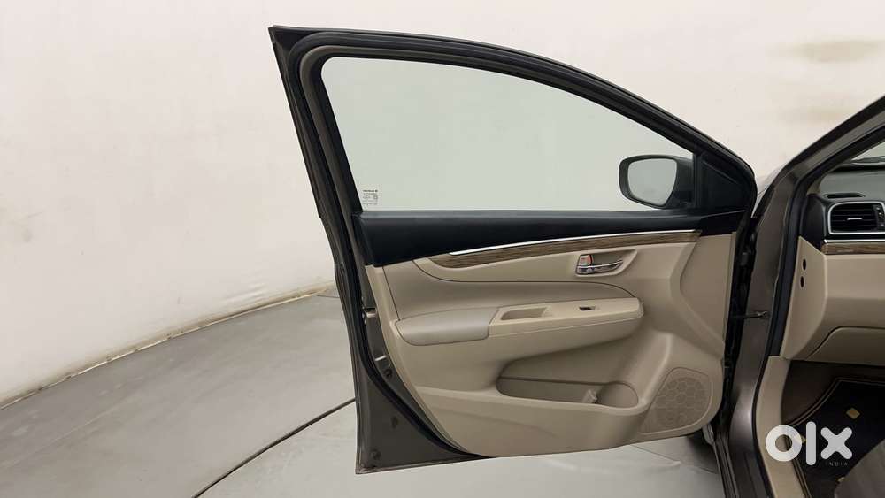Maruti Suzuki Ciaz 1.5 Alpha Shvs Amt, 2018, Petrol