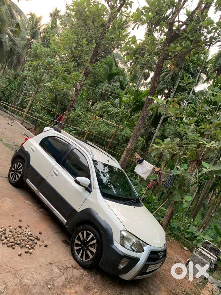 Toyota Etios Cross 2014 Diesel Well Maintained