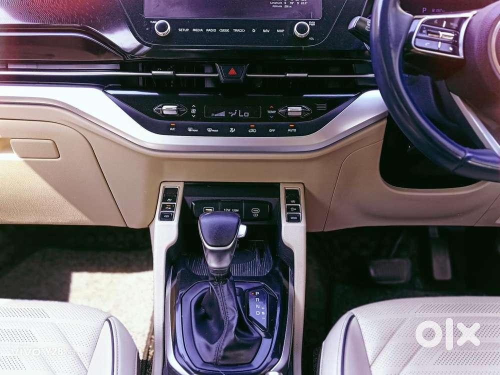 Kia Carens 1.5 Luxury Plus Diesel At 7 Str, 2022, Diesel