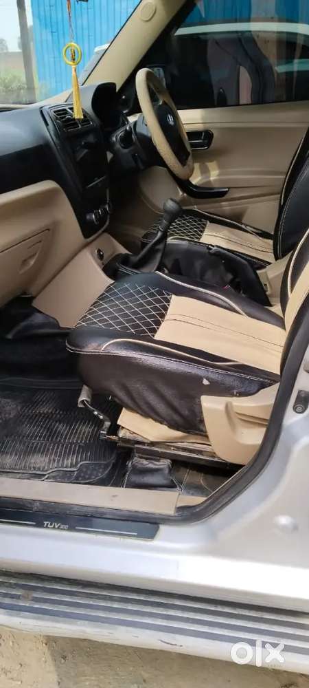 Mahindra Tuv 300 2019