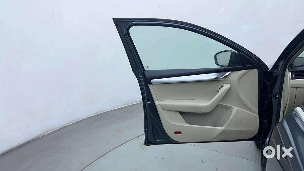 Skoda Octavia 1.8 Tsi Style At, 2018, Petrol