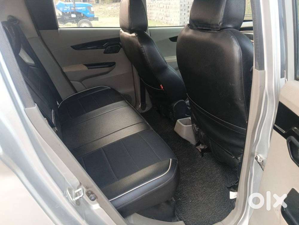 Mahindra Kuv 100 2016-2017 Mfalcon D75 K8 5str, 2016, Diesel