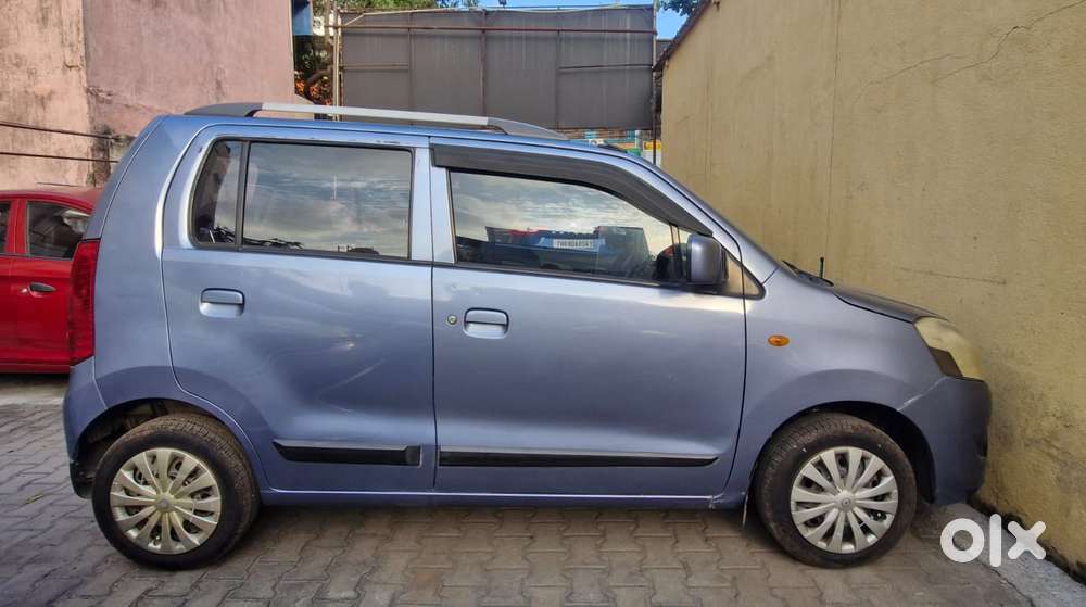 Maruti Suzuki Wagon R 1.0 Vxi Plus (o) Amt, 2019, Petrol