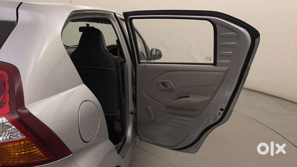 Datsun Redigo T Option, 2017, Petrol