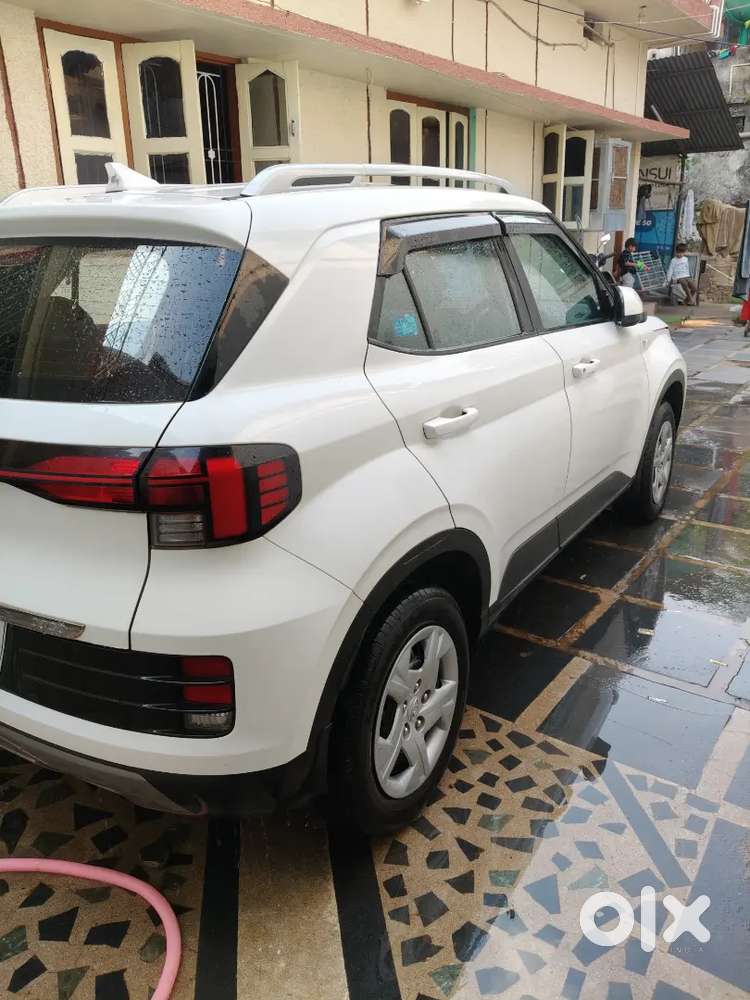 New Condition Fresh Car 23000 Km Running